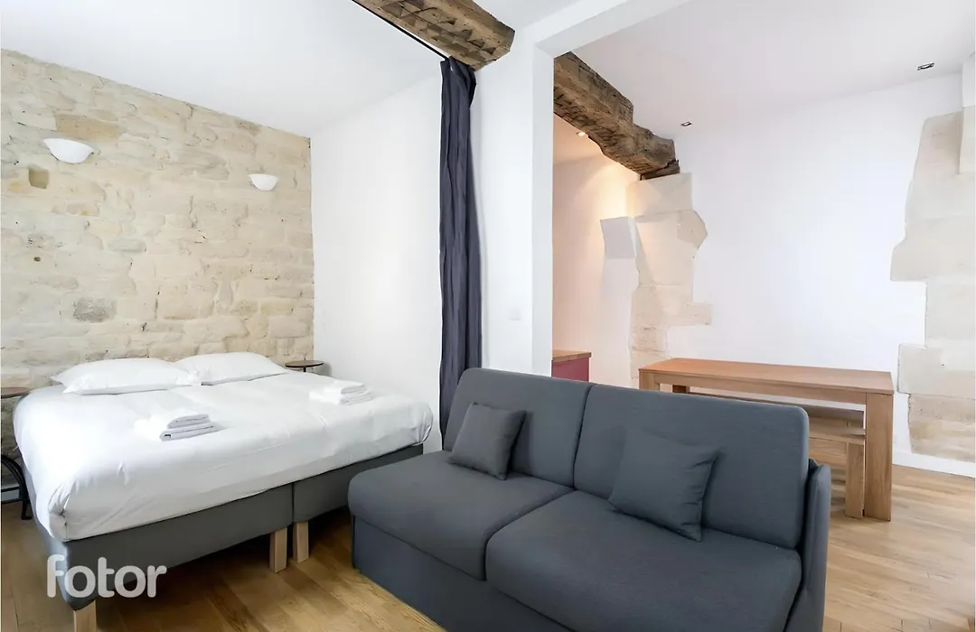 Suite Du Lion/Ac Historic Flat, Marais, 4-5 Guests-1